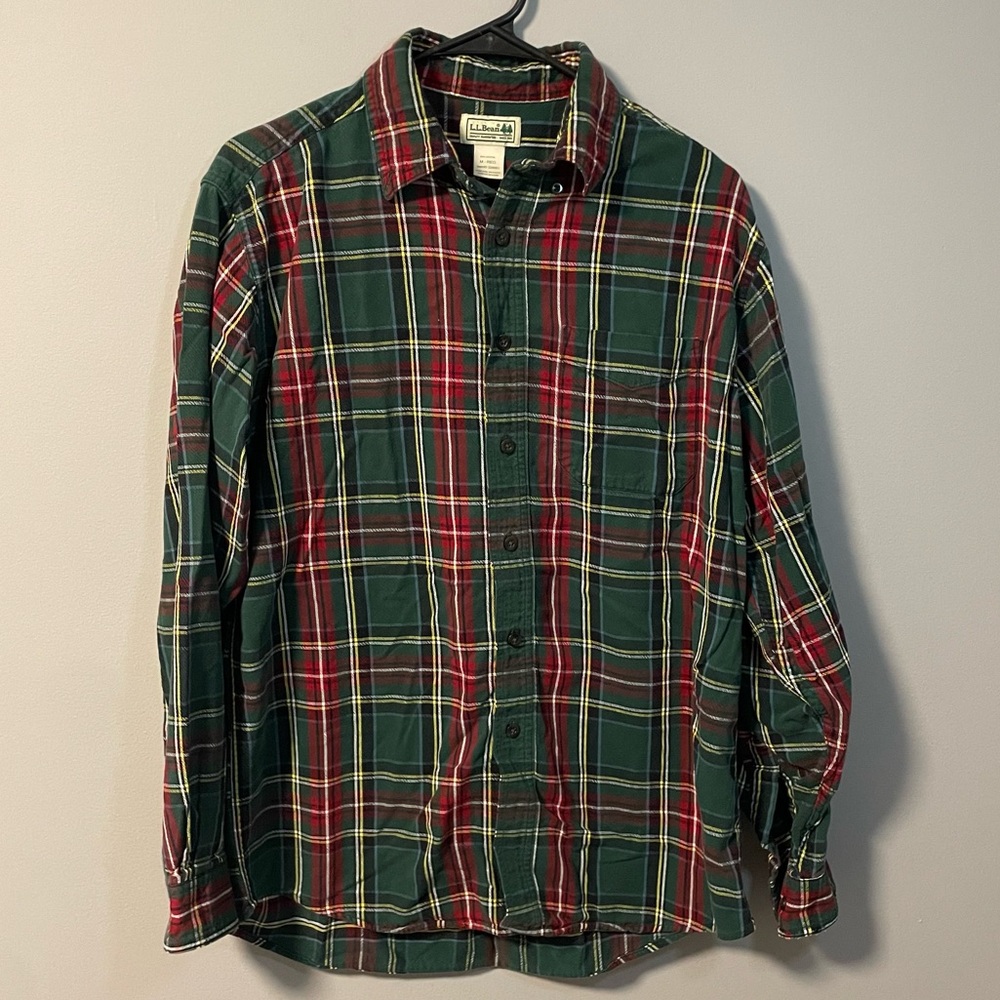 L.L. Bean Plaid Flannel Men’s Medium Green Red 100% Cotton Outdoor Lumberjack